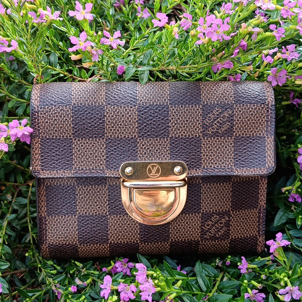 SALE AUTHENTIC Vintage Louis Vuitton Wallet